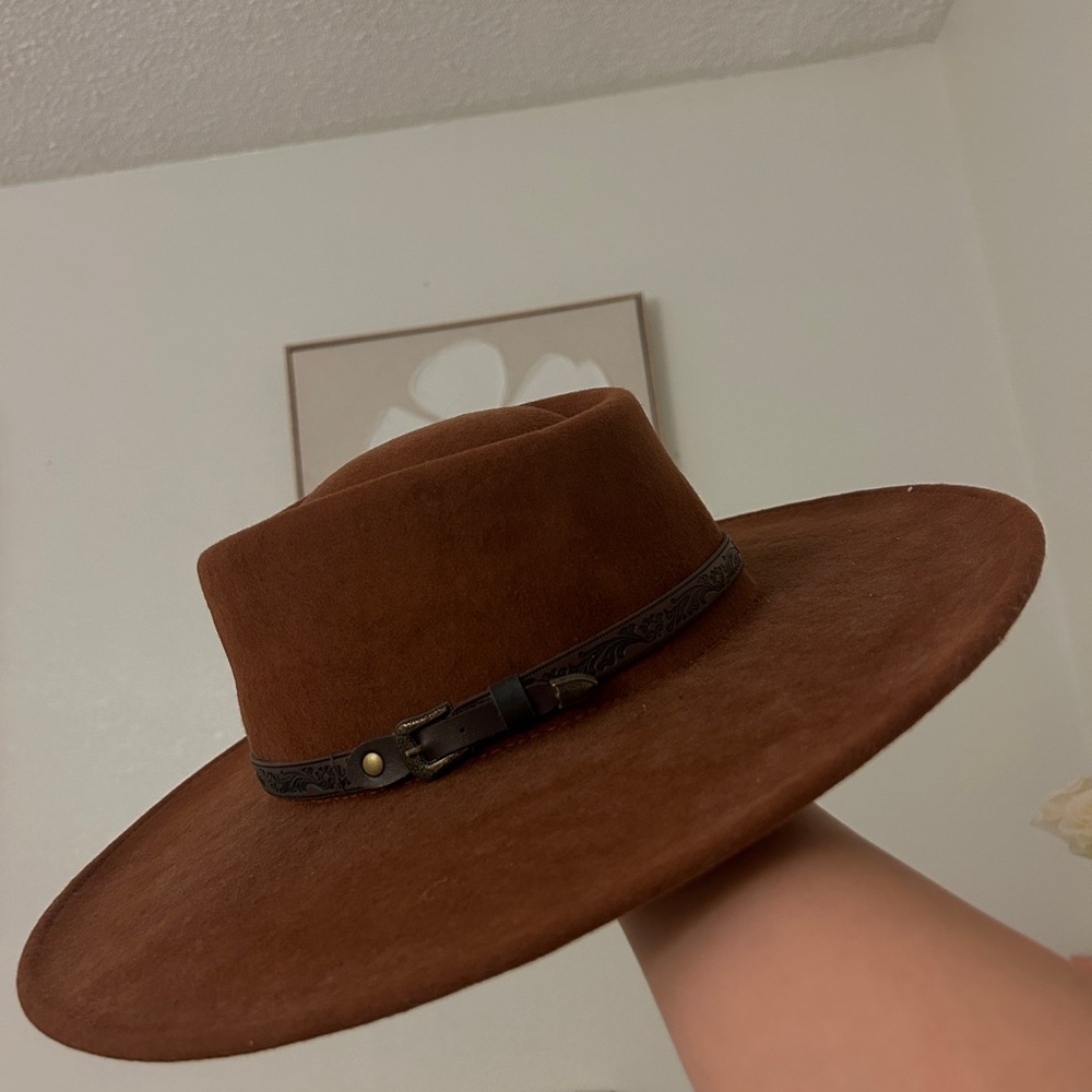 Stylish Brown Wide-Brim Idyllwind Hat